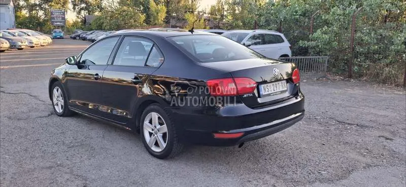 Volkswagen Jetta 2011 photo 3