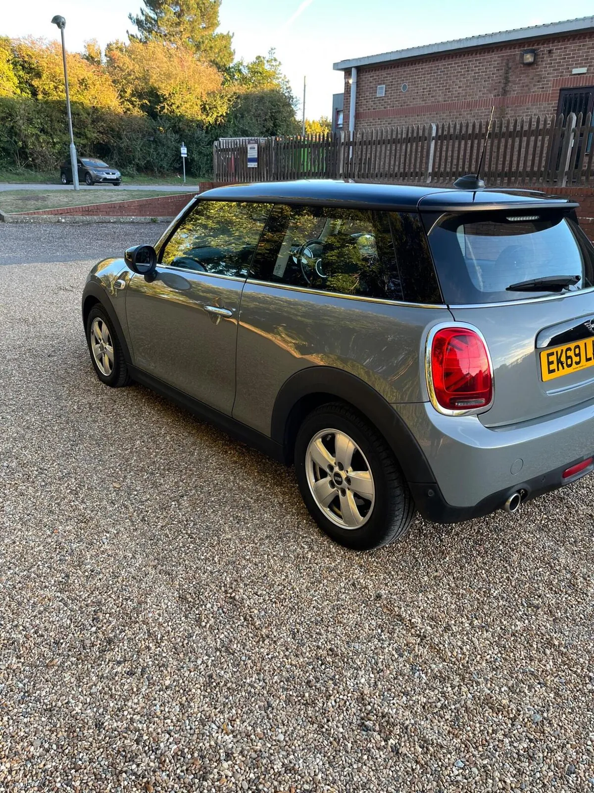 Mini Hatch 2019 photo 5