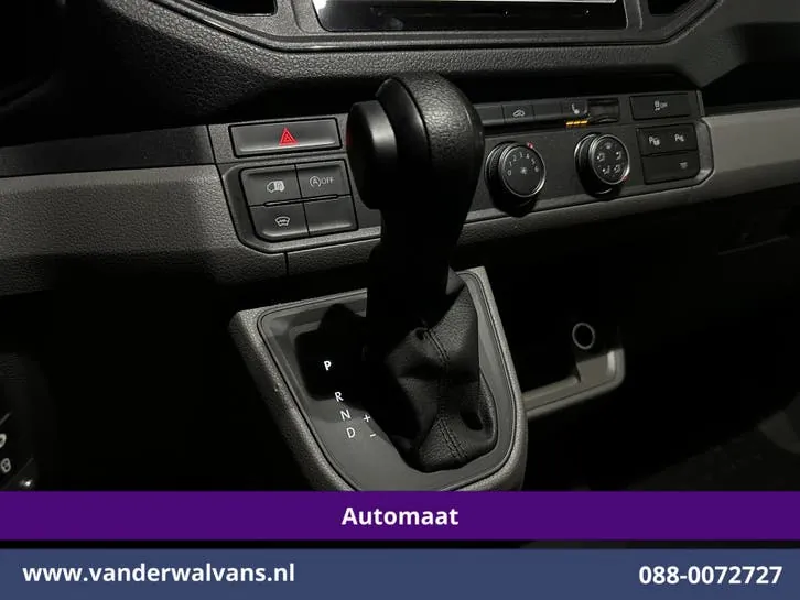 Volkswagen Crafter 2022 photo 2