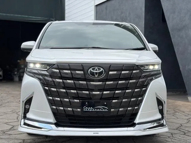 Toyota Alphard Hybrid Z 2023 photo 2