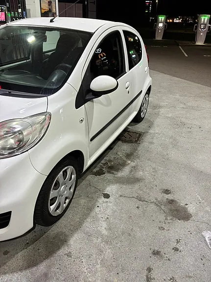 Peugeot 107 2011 photo 4