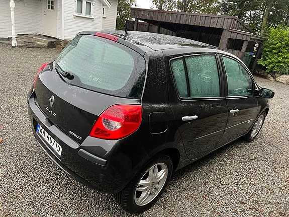 Renault Clio Iii 2007 photo 4