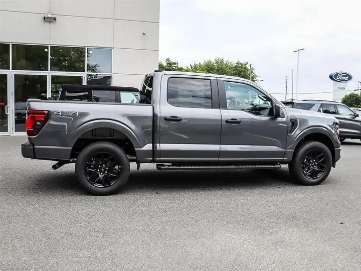 Ford F-150 2026 photo 4