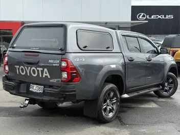 Toyota Hilux 2025 photo 3