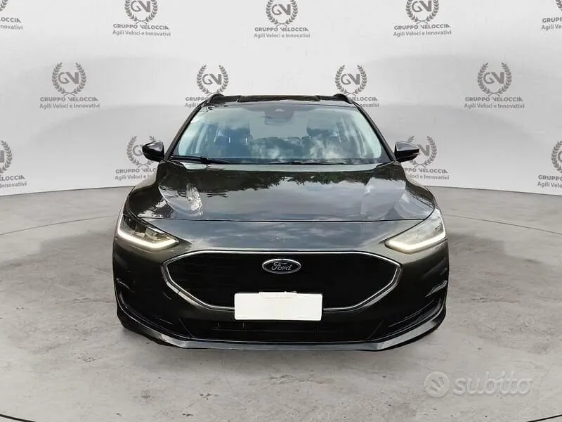 Ford Focus 2022 photo 3