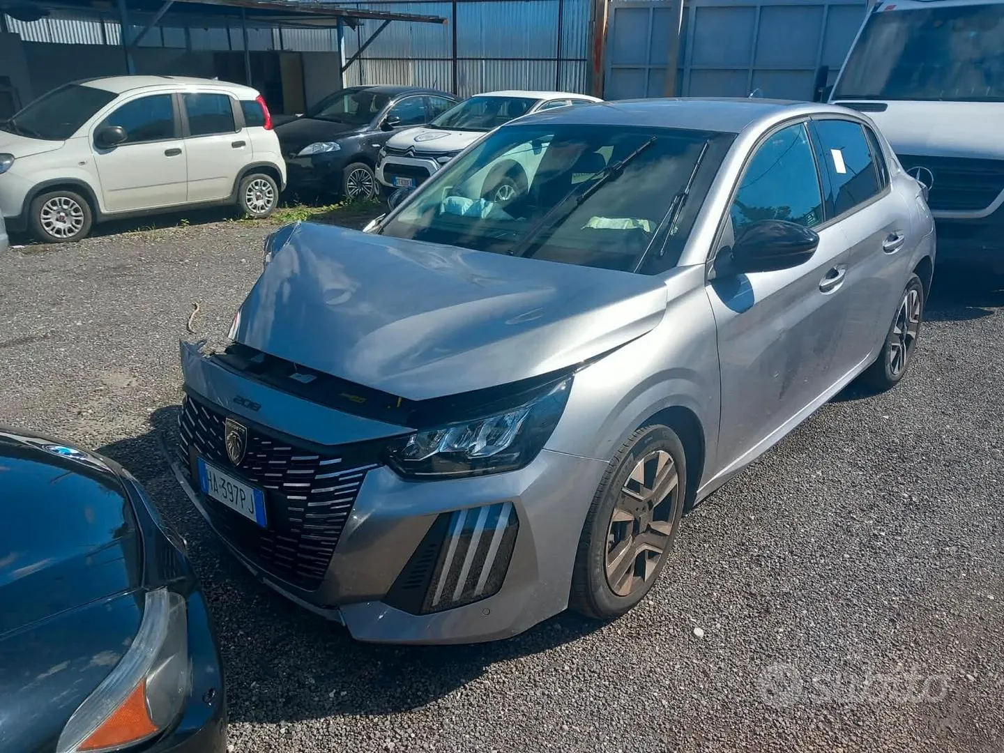 Peugeot 208 2025 photo 2
