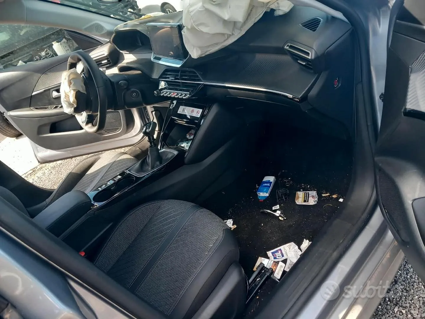 Peugeot 208 2025 photo 4