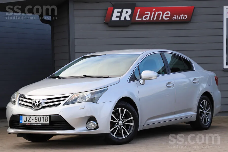 Toyota Avensis 2015 photo 2