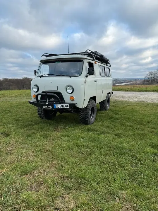 UAZ 452