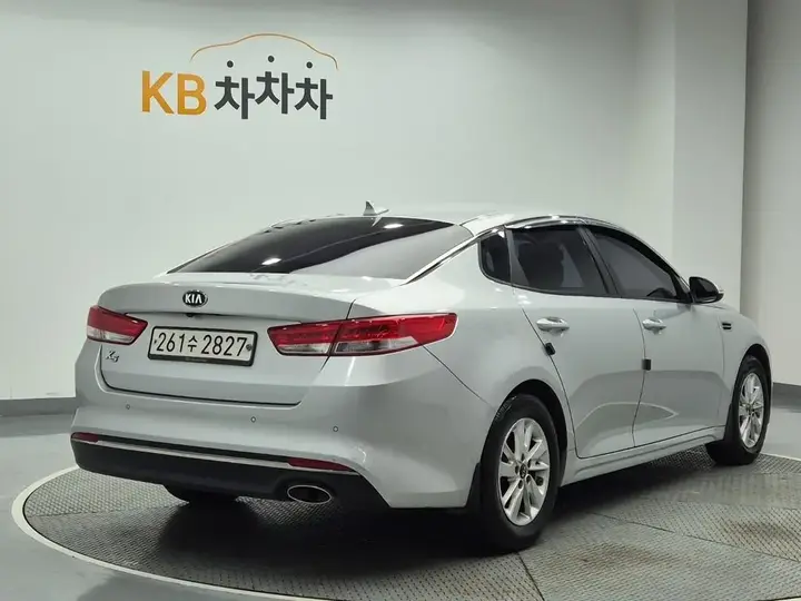 Kia K5 2016 photo 3