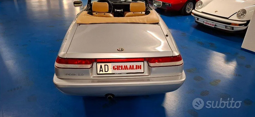 Alfa Romeo Spider 1992 photo 3