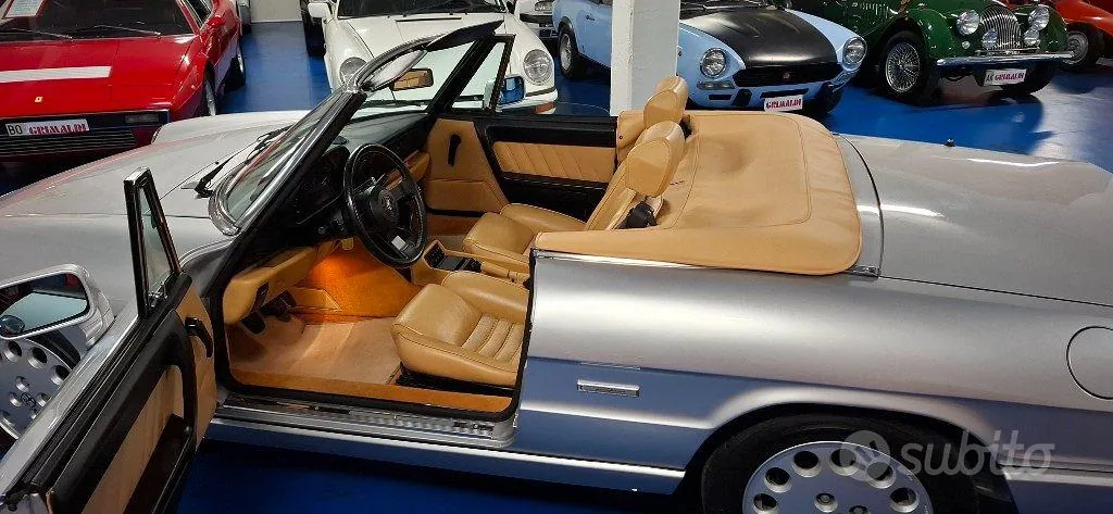 Alfa Romeo Spider 1992 photo 5