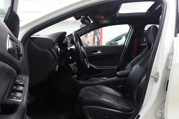 Mercedes-Benz A250 2013 photo 4