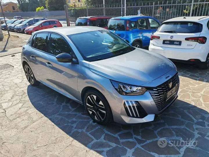 Peugeot 208 2025 photo 3