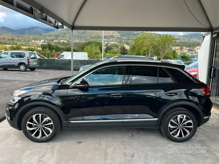 Volkswagen T-Roc 2023 photo 4