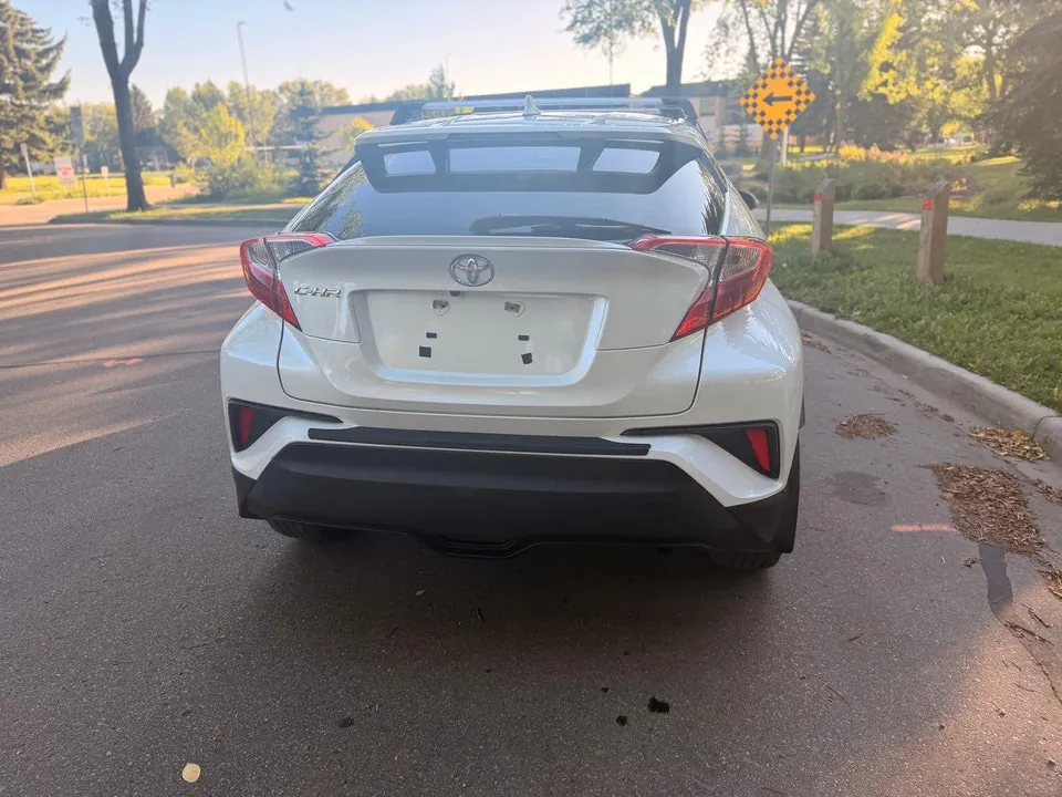 Toyota C-Hr 2021 photo 4