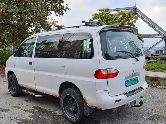 Hyundai H1 2004 photo 4