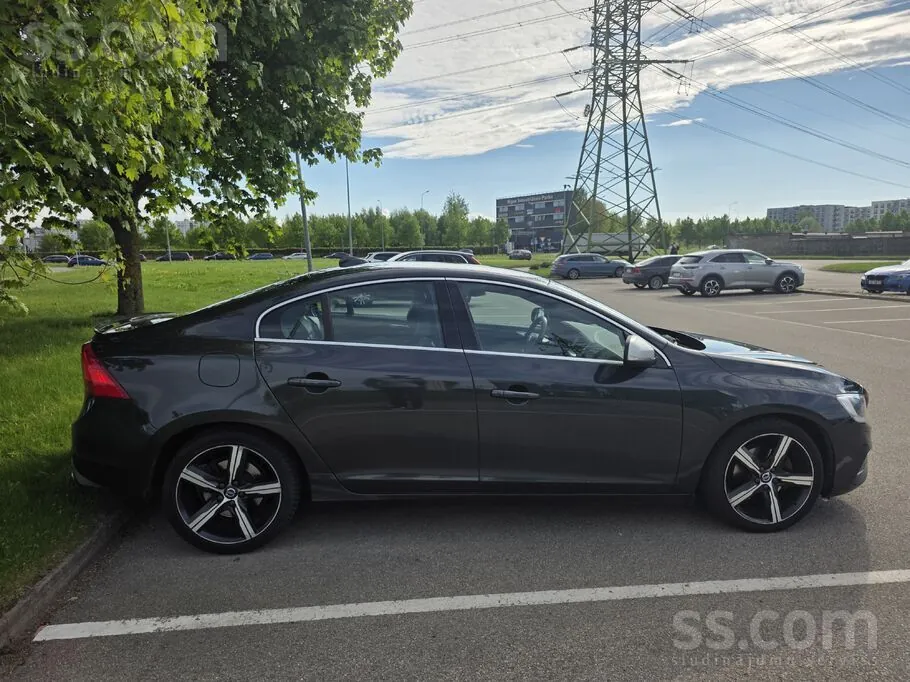 Volvo S60 2018 photo 4