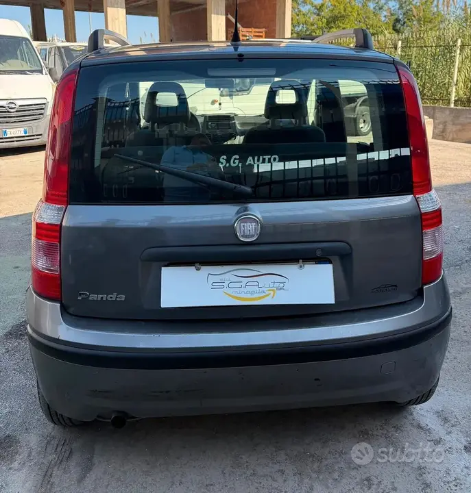Fiat Panda 2011 photo 4