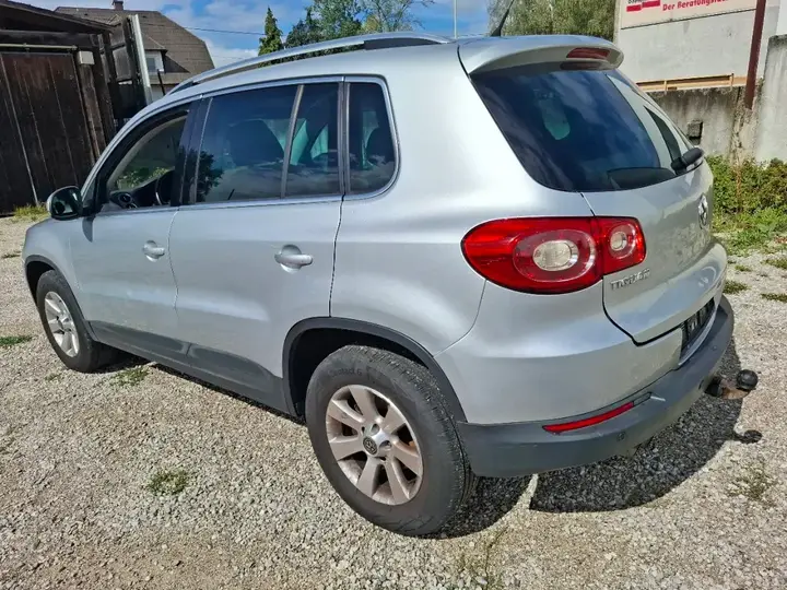 Volkswagen Tiguan 2008 photo 3