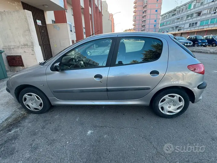 Peugeot 206 2002 photo 5