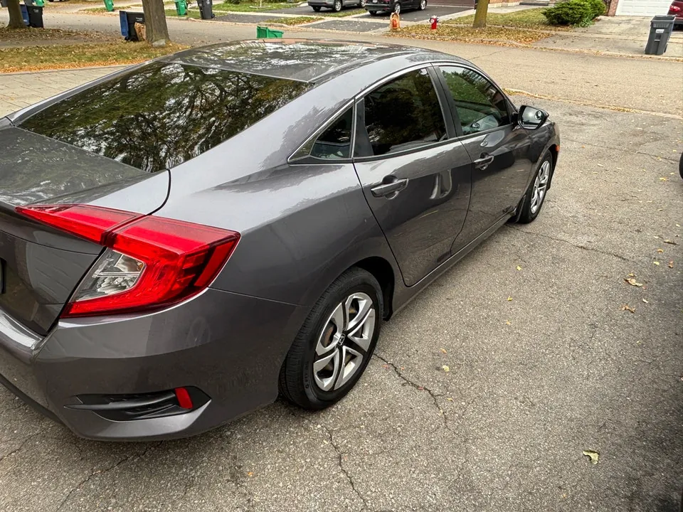 Honda Civic 2018 photo 4