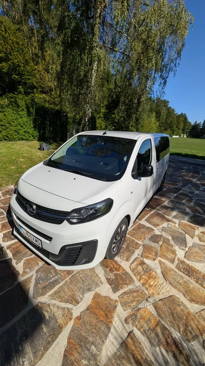 Opel Zafira 2021 photo 3