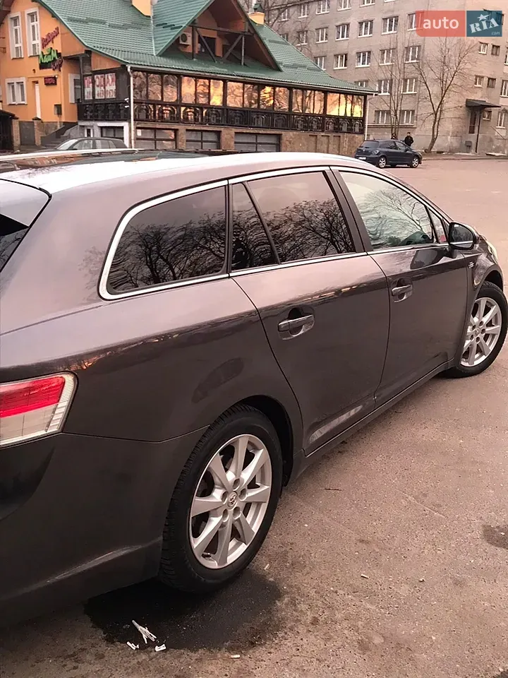 Toyota Avensis 2009 photo 5