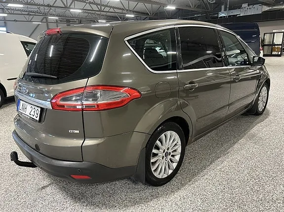 Ford S-Max 2010 photo 4
