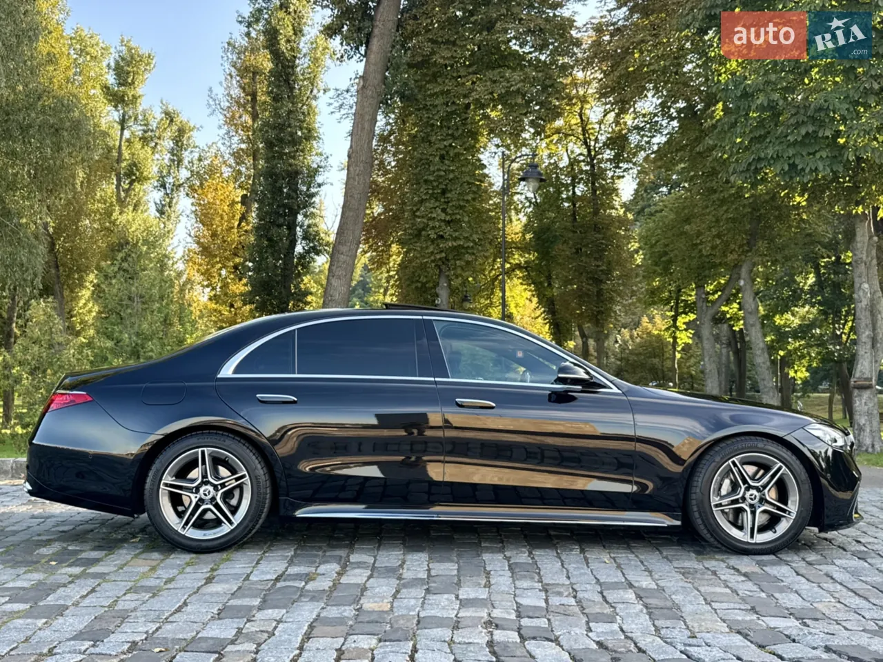Mercedes-Benz S-Class 2021 photo 3