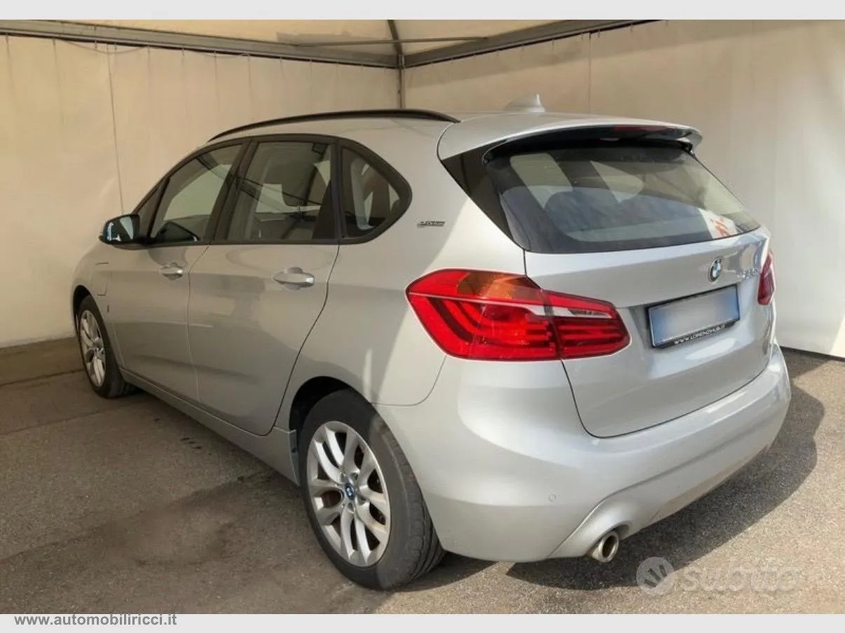 BMW 225Xe Active Tourer 2019 photo 2