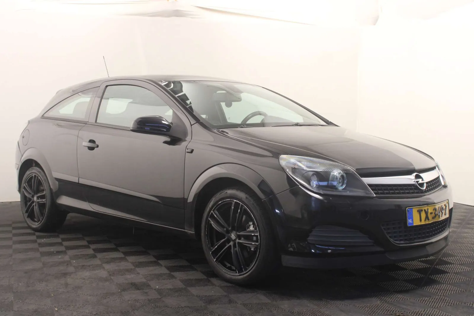 Opel Astra Gtc 2008 photo 3