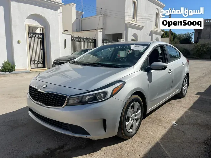 Kia Forte 2018 photo 5