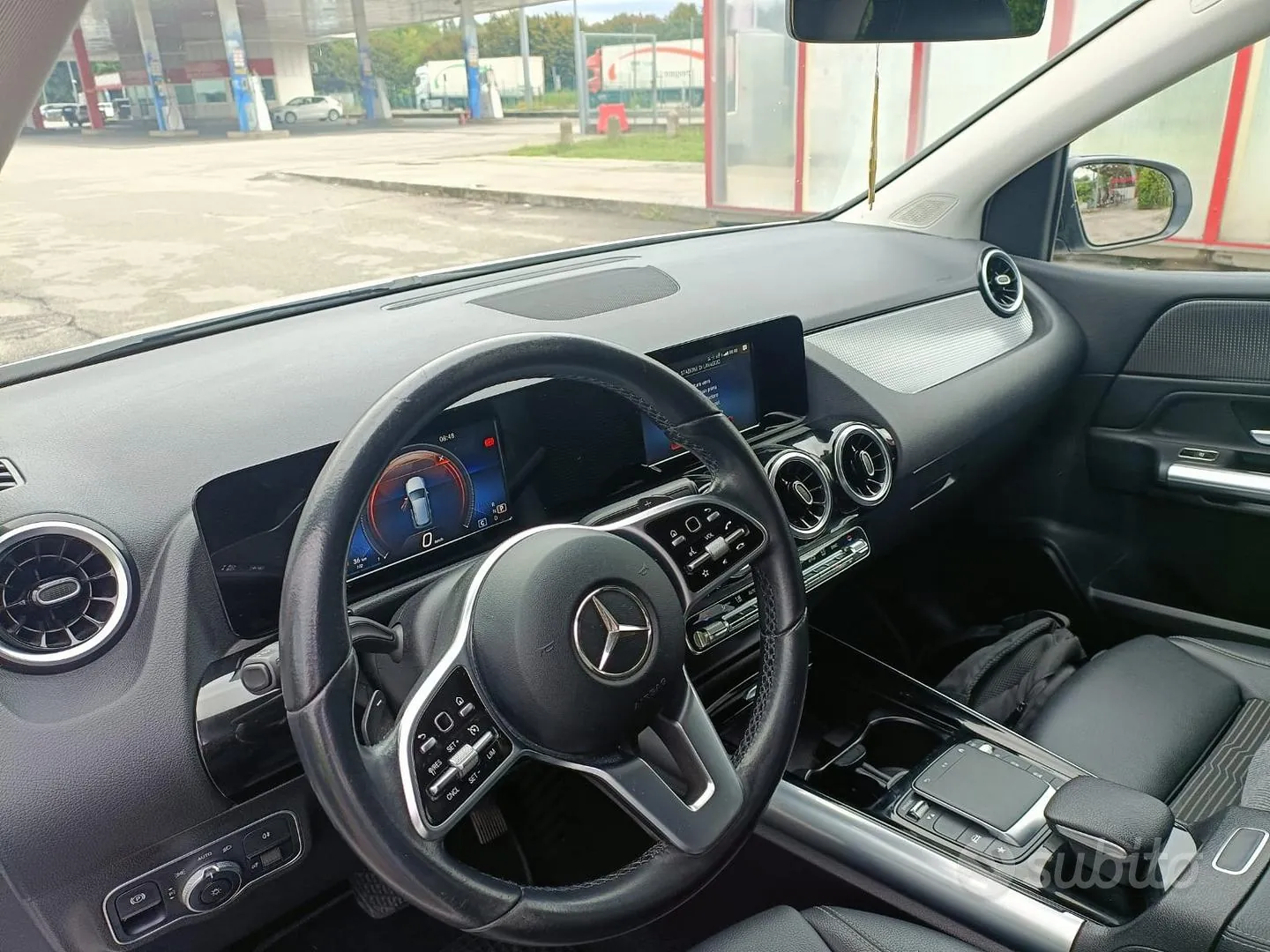 Mercedes-Benz B-Class 2021 photo 4