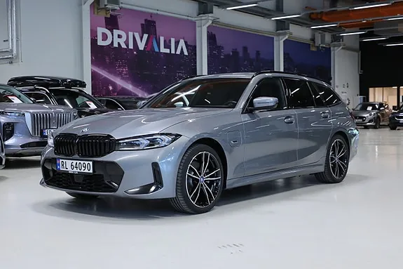 BMW 330E