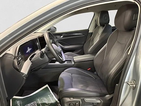 Volkswagen Passat 2025 photo 5