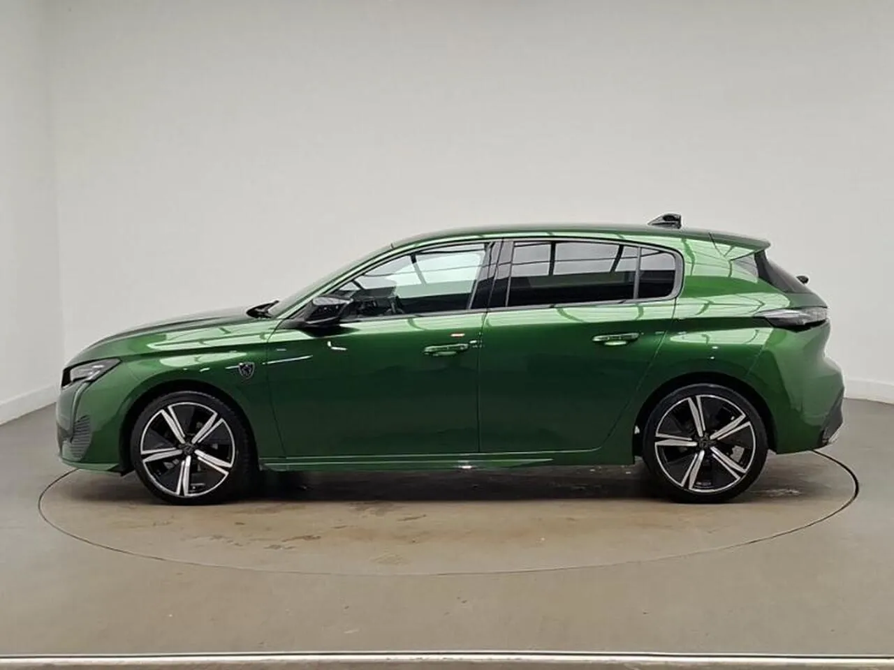 Peugeot 308 2023 photo 4
