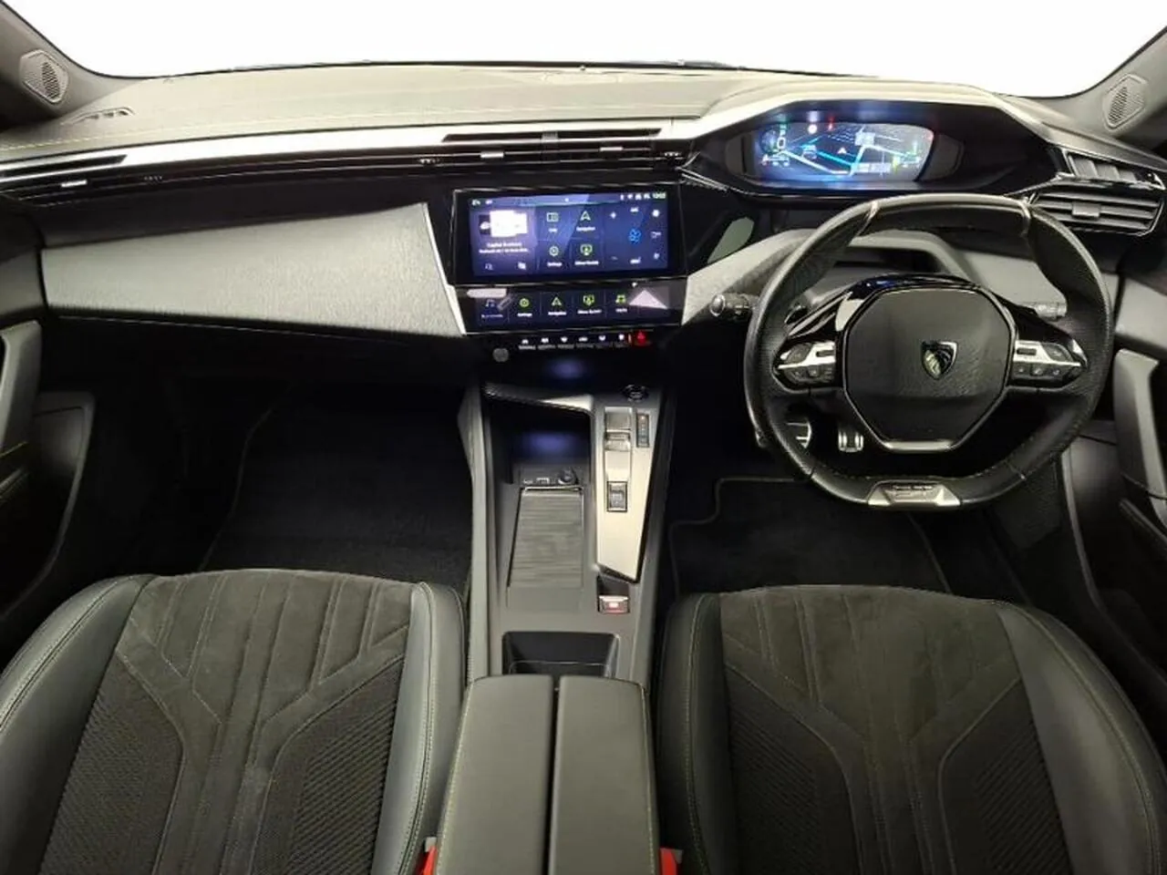 Peugeot 308 2023 photo 3