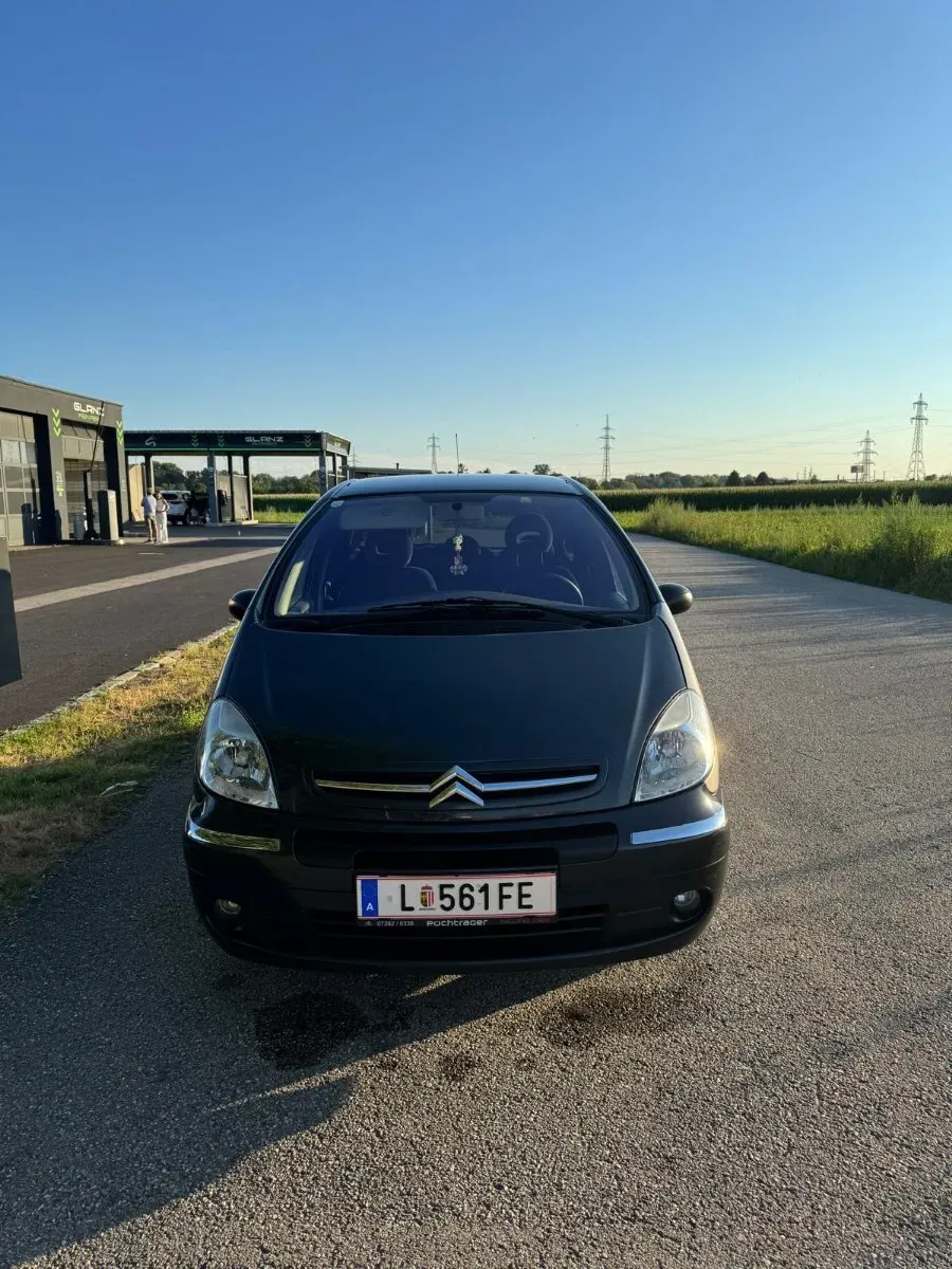 Citroen Xsara Picasso 2004 photo 2