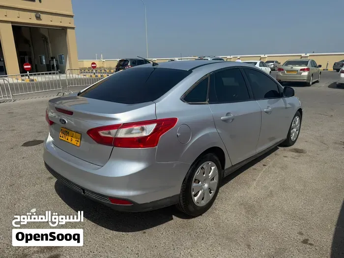 Ford Focus 2012 photo 3