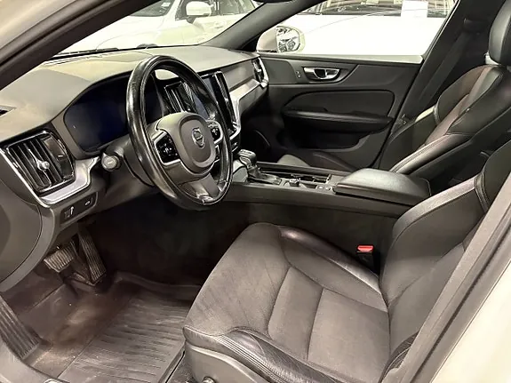 Volvo V60 2020 photo 4