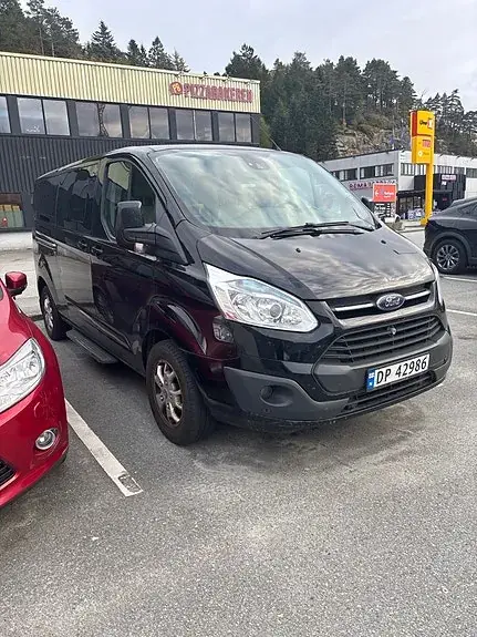 Ford Tourneo Custom 2013 photo 2