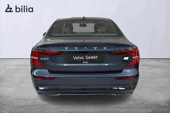 Volvo S60 2024 photo 5