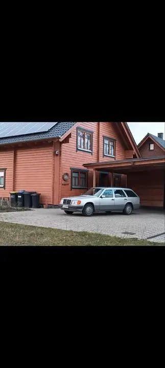 Mercedes-Benz W124