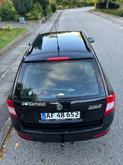 Skoda Octavia 2009 photo 3