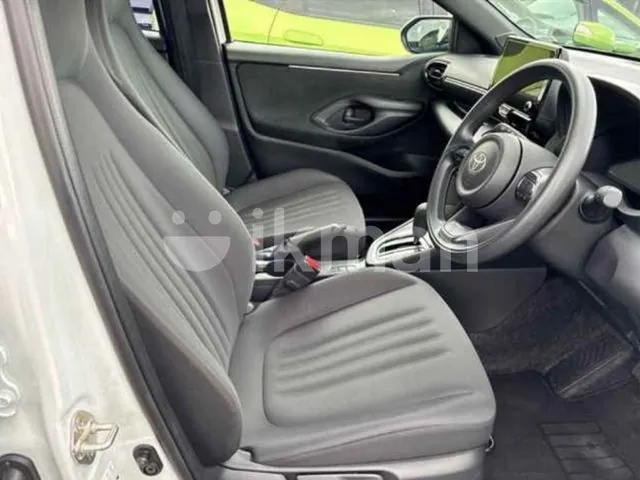 Toyota Yaris 2025 photo 5