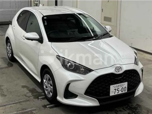 Toyota Yaris 2025 photo 2