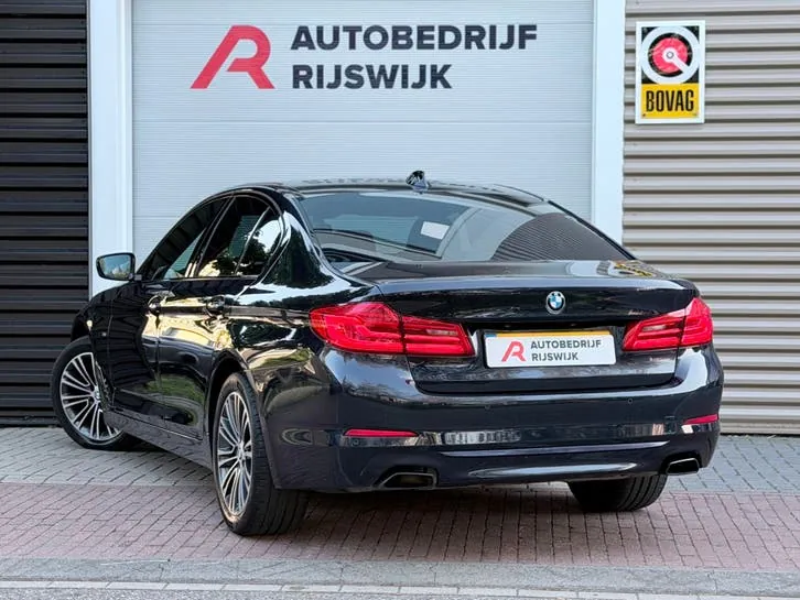 BMW 5 Series 2018 photo 3