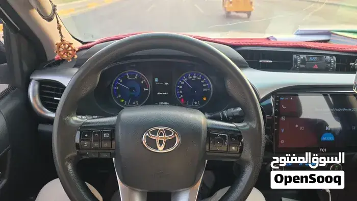 Toyota Hilux 1991 photo 5