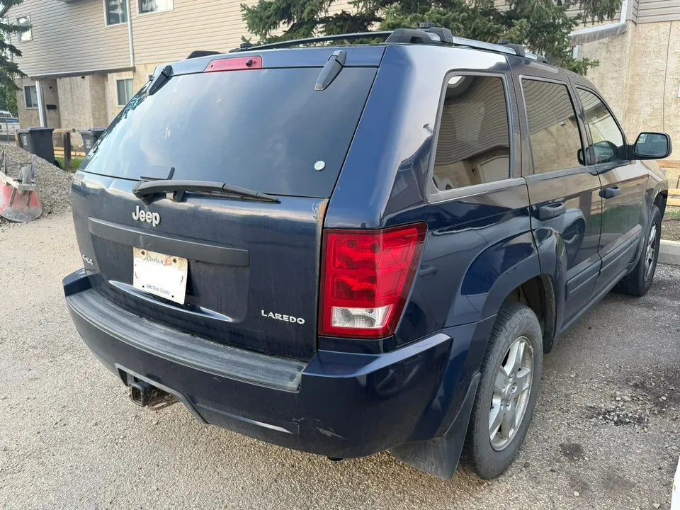 Jeep Grand Cherokee 2005 photo 4